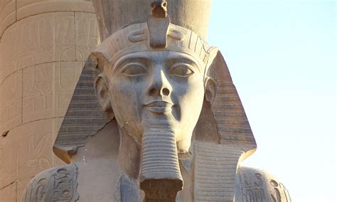 Ramses II: A Life Beyond Legend! Unveiling the Mystery and Majesty of Egypt through its Legendary Pharaoh