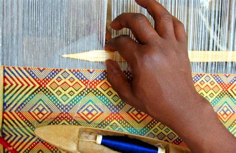 Your Life Is Your Story: Weaving Wisdom and Wonder Through Ethiopian Tales - A Tapestry of Hope Woven with Threads of Resilience